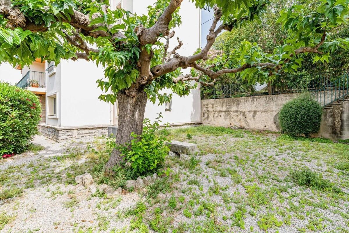 Cassis Le Marignan- Rdc - Garage - Classe 3 Etoiles Exteriör bild