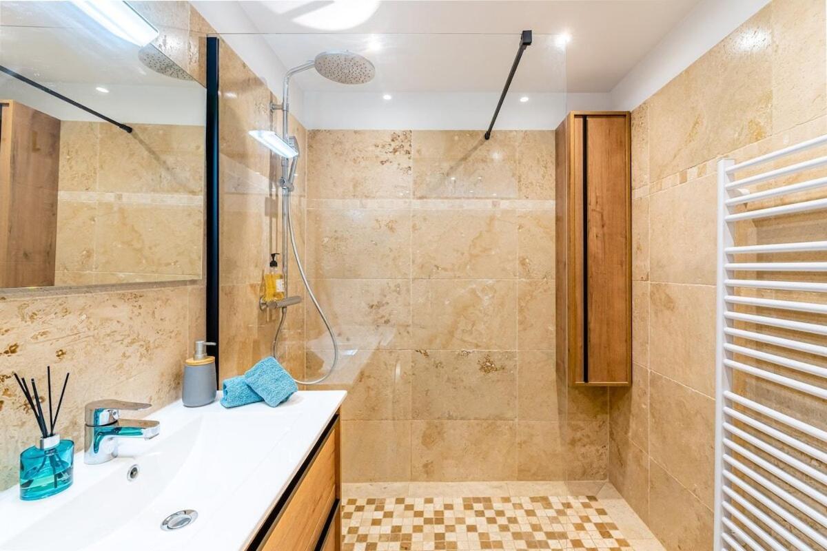 Cassis Le Marignan- Rdc - Garage - Classe 3 Etoiles Exteriör bild